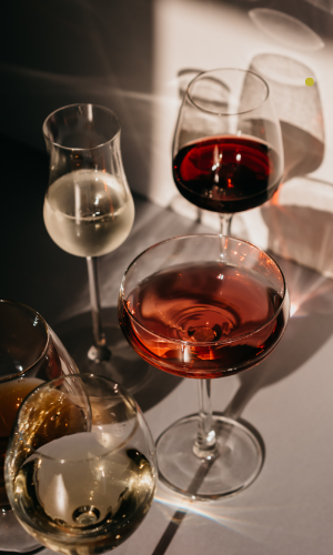 electric tub destemmer for separating grapes from rasps