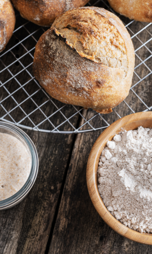 pane casalingo con mulino a pietra rockmill